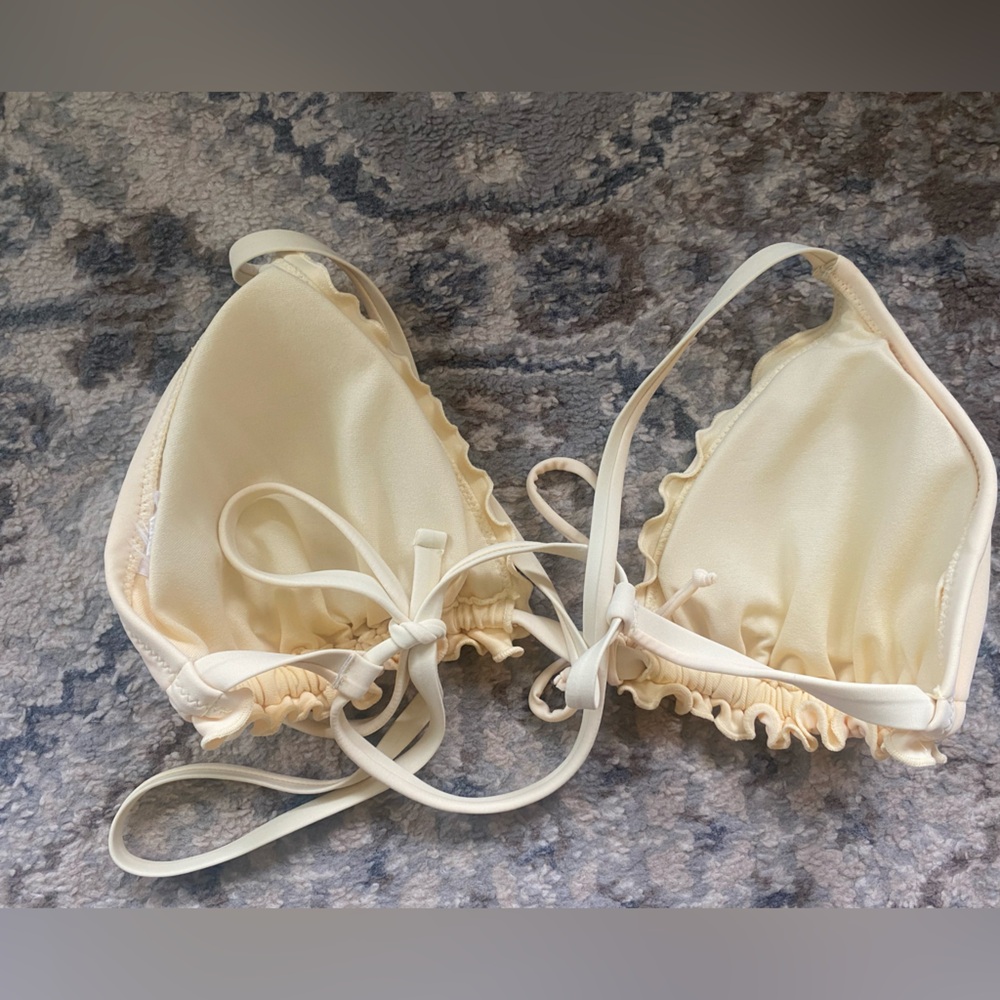 Yellow Ruffle Bikini Top - Picture 3 of 3